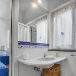 2 Bedroom Awesome In Apartamento *