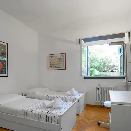 2 Bedroom Awesome In * Rapallo