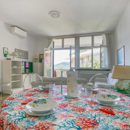 2 Bedroom Awesome In * Rapallo