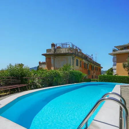 2 Bedroom Awesome In Appartement Rapallo